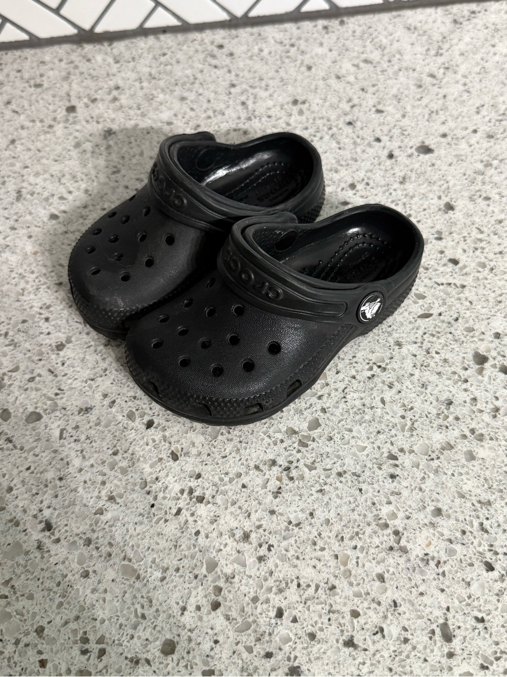 Toddler crocs